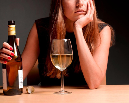 Анонимное лечение женского алкоголизма в Ступино